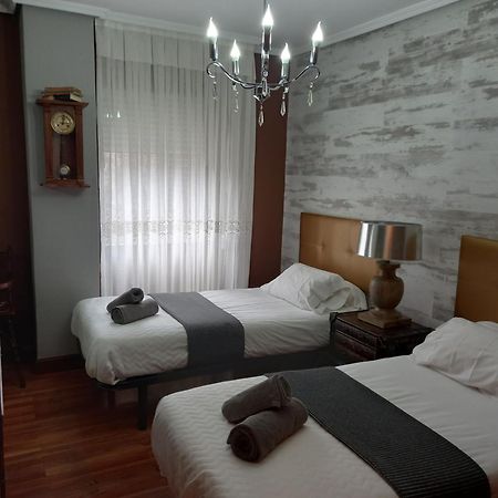 Diego'S Vintage Apartment Билбао Екстериор снимка